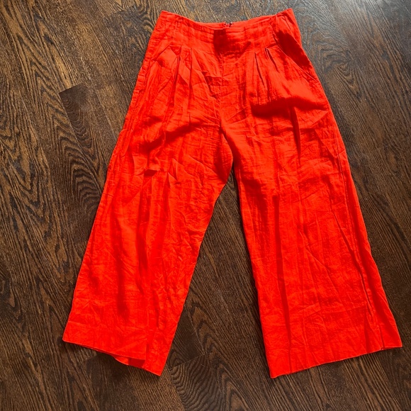 MIA WIDE-LEG CROPPED LINEN PANT and Matching Tank Set - Picture 12 of 12